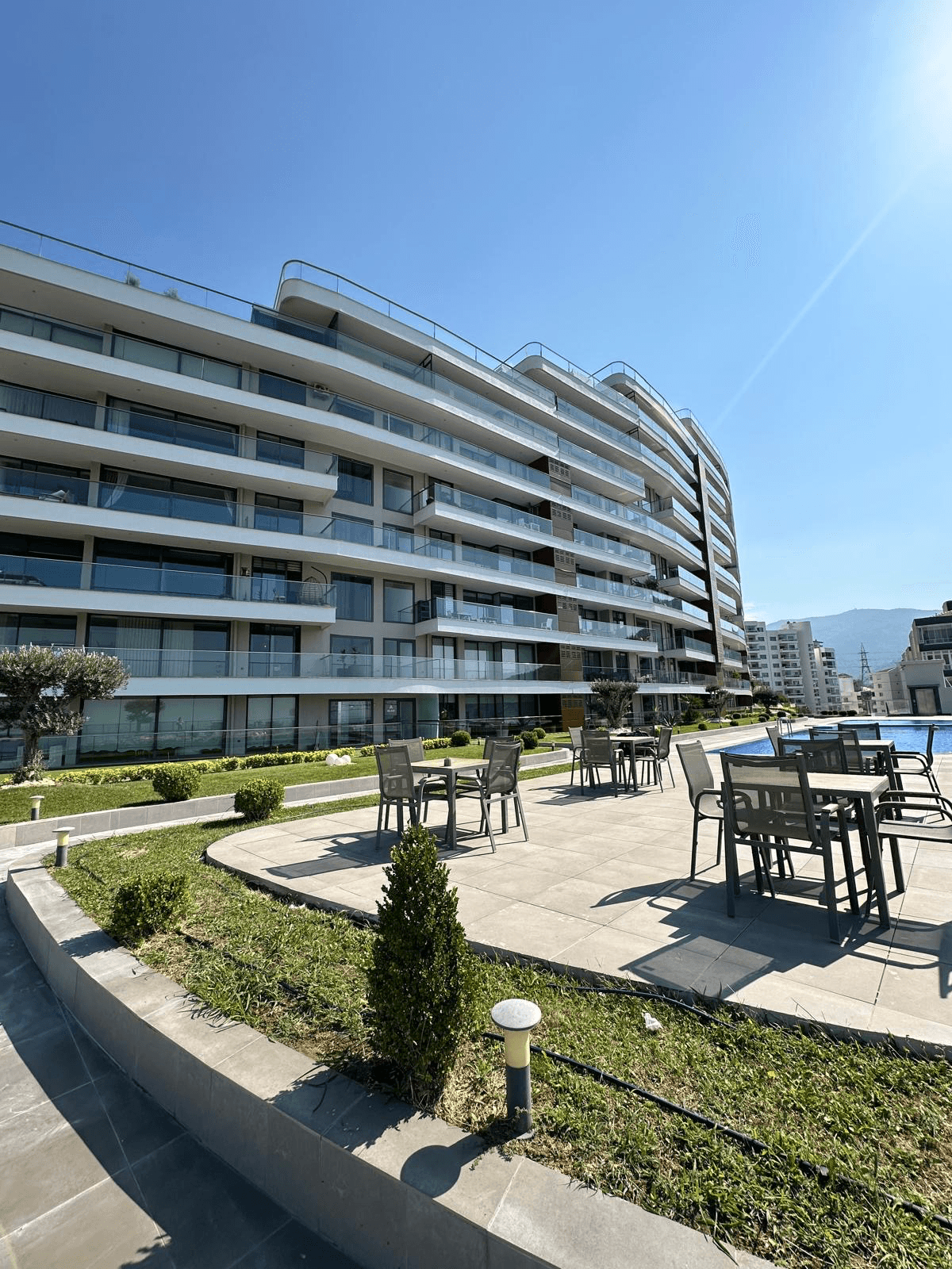 Narlıdere’de Deniz ve Orman Manzaralı Daire